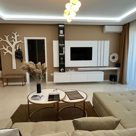 Sas 2 Luxury Apartments Мамая Екстер'єр фото