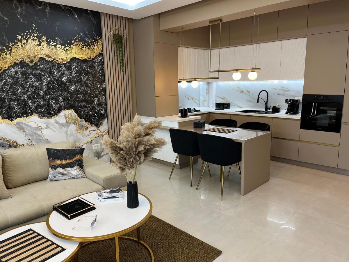 Sas 2 Luxury Apartments Мамая Екстер'єр фото
